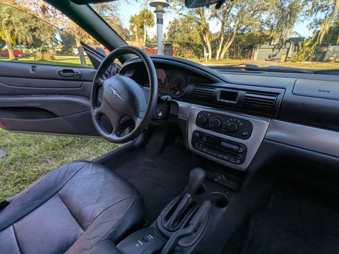 Used 2006 Chrysler Sebring Touring image 5