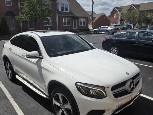 Used 2018 Mercedes-Benz GLC 300 4MATIC Coupe image 9