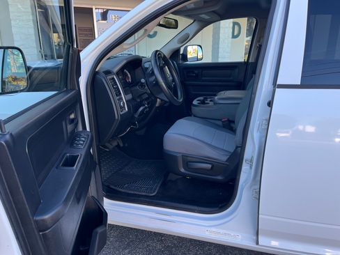 Used 2014 RAM 3500 Tradesman w/ Popular Equipment Group image 6