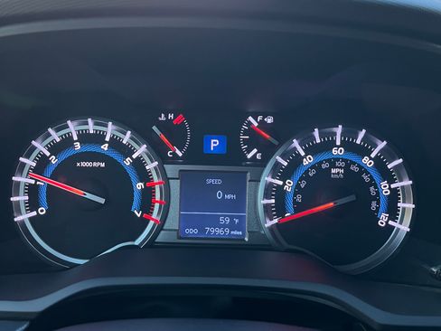 Used 2019 Toyota 4Runner Limited image 12