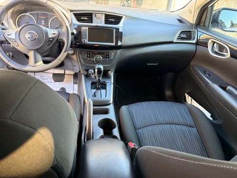 Used 2019 Nissan Sentra SV FWD image 14
