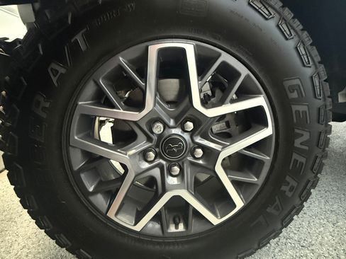 Used 2024 Jeep Wrangler Unlimited Sahara w/ Technology Group image 18