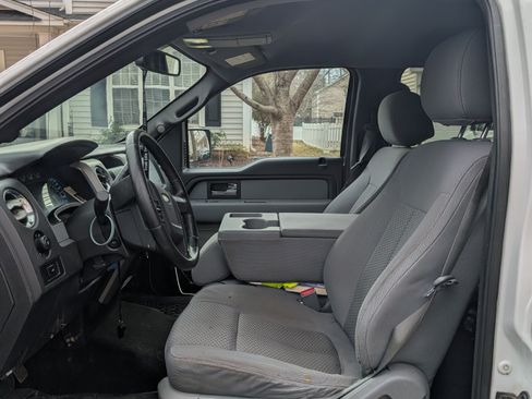 Used 2012 Ford F150 XLT w/ XLT Chrome Pkg image 6