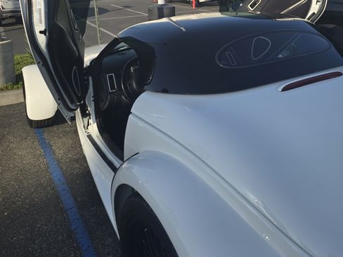 Used 2001 Plymouth Prowler image 8