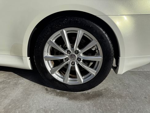 Used 2013 INFINITI G37 Journey w/ Premium Pkg image 9