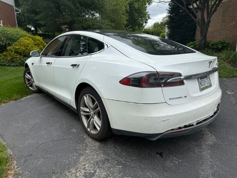 Used 2013 Tesla Model S RWD image 7
