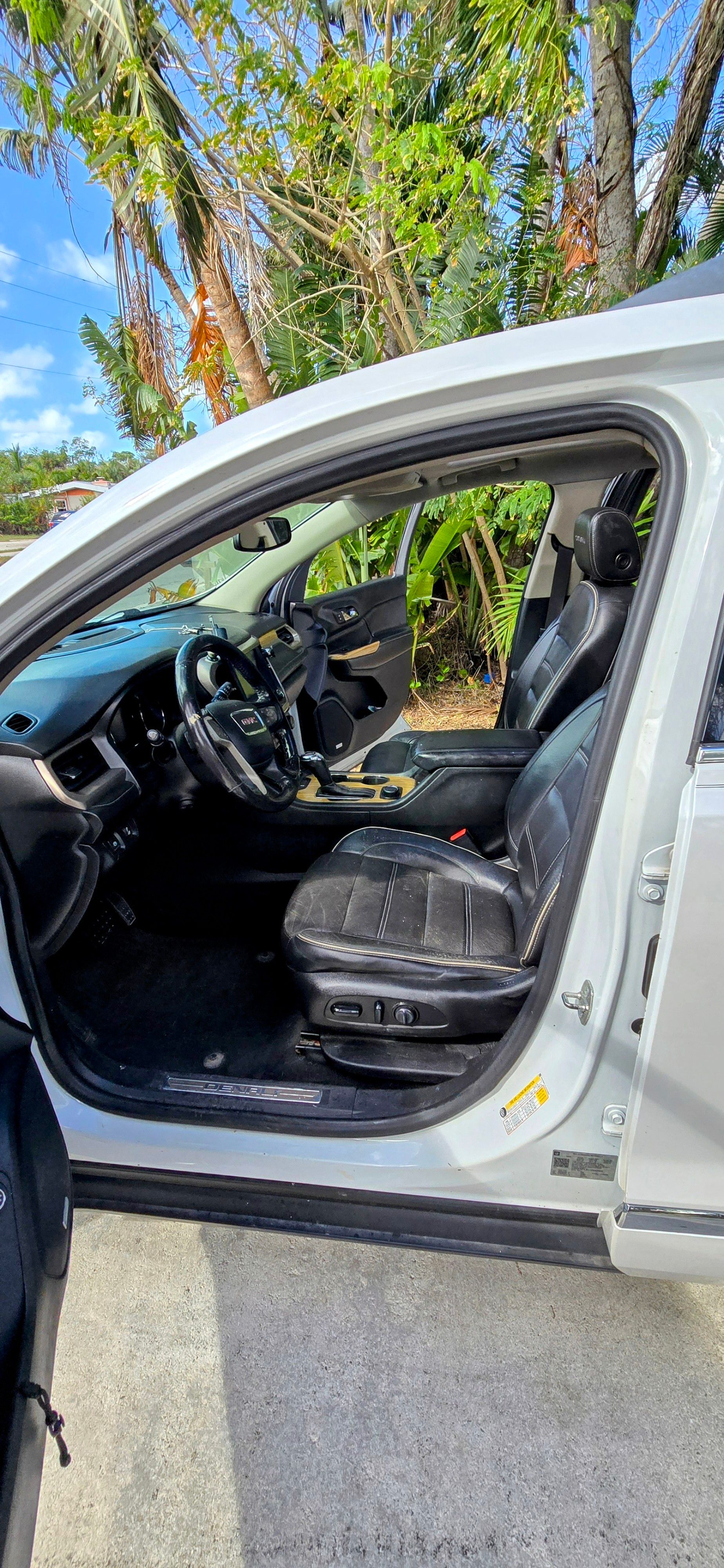 Used 2018 GMC Acadia Denali FWD image 10
