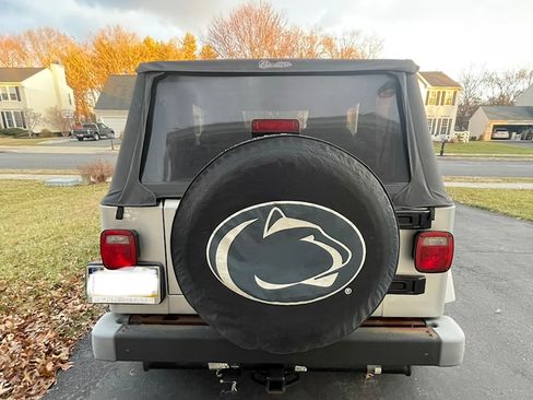 Used 2005 Jeep Wrangler X w/ Rocky Mountain Edition Group image 2