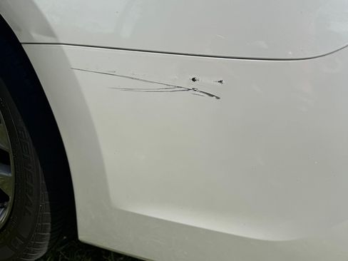 Used 2019 Toyota Avalon XLE image 18