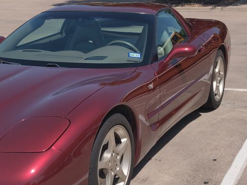 Used 2003 Chevrolet Corvette Coupe w/ Preferred Equipment Group image 8