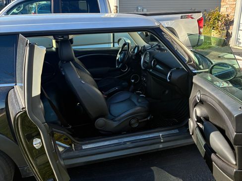 Used 2011 MINI Cooper Clubman S image 4