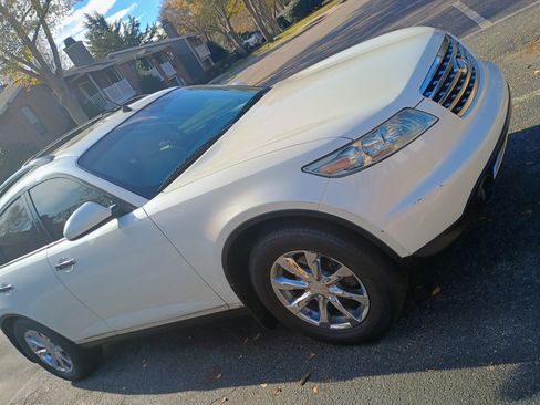 Used 2008 INFINITI FX35 2WD w/ Touring Pkg image 21