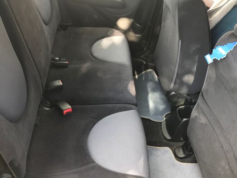 Used 2007 Honda Fit Sport image 11
