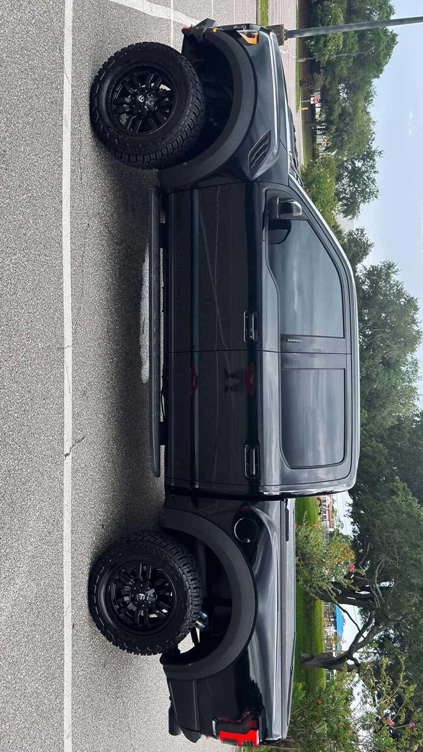 Used 2018 Ford F150 Raptor w/ Equipment Group 802A Luxury AWD/4WD image 10