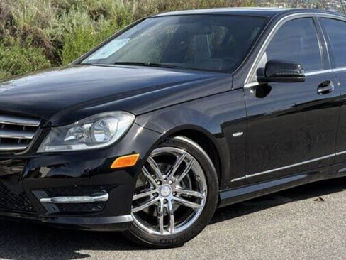 Used 2012 Mercedes-Benz C 250 Sedan image 5