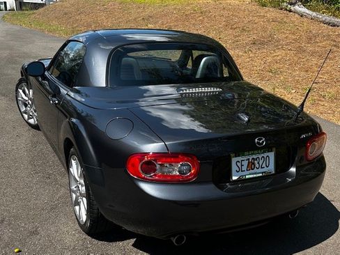 Used 2015 MAZDA MX-5 Miata Grand Touring w/ Premium Package image 37