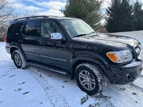 Used 2007 Toyota Sequoia Limited image 1