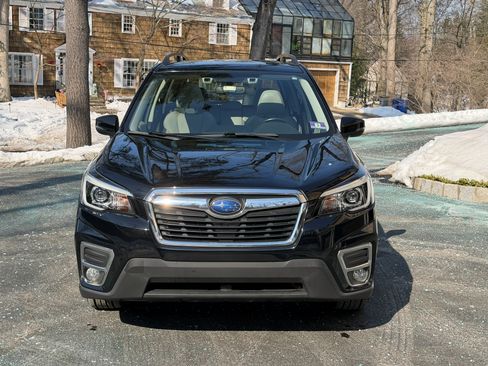 Used 2019 Subaru Forester Limited image 1