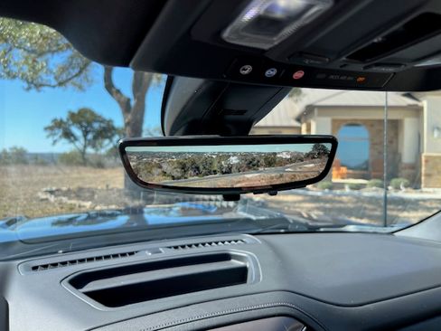 Used 2022 Chevrolet Silverado 3500 High Country w/ Technology Package image 25