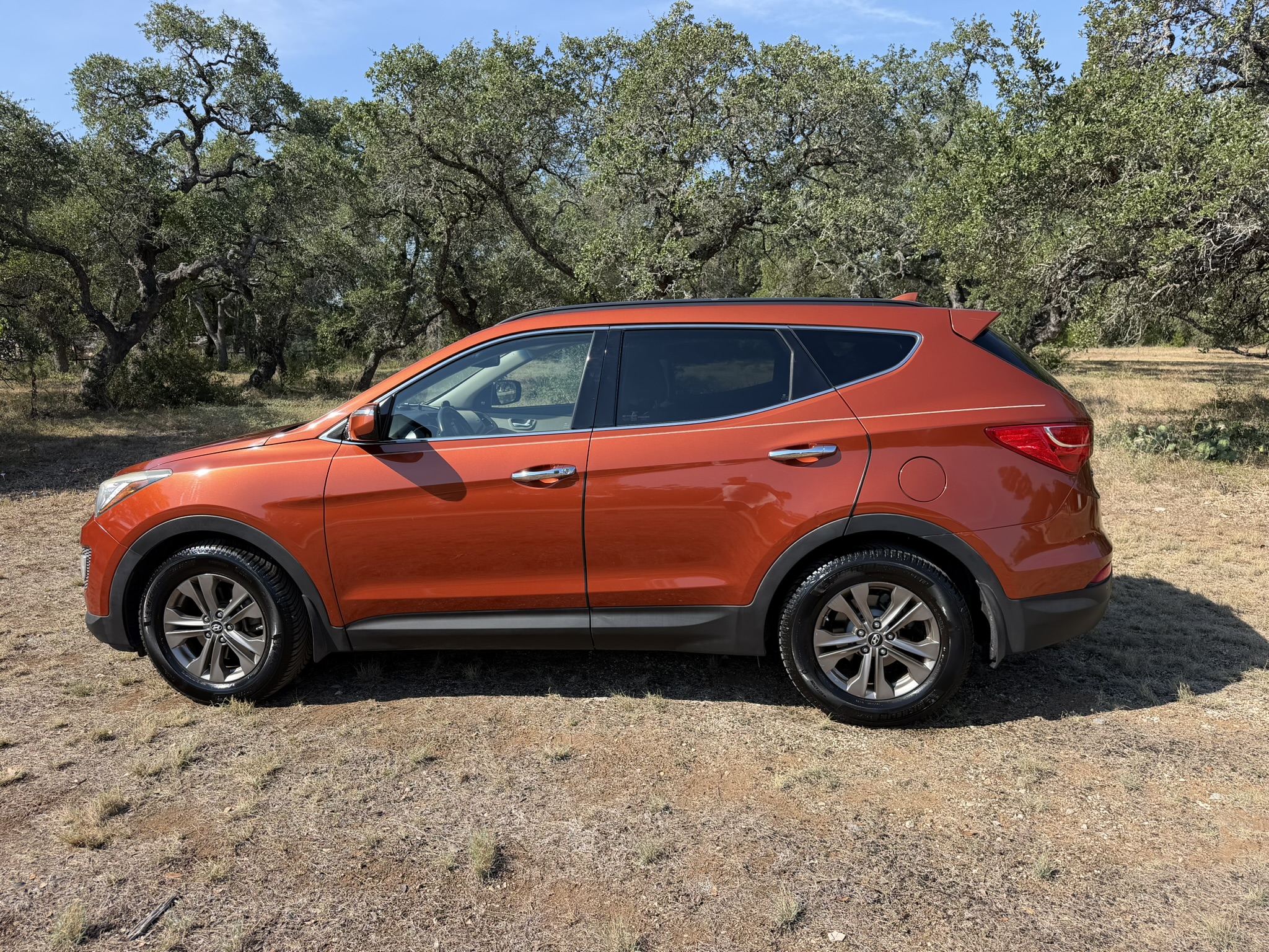 Used 2015 Hyundai Santa Fe Sport w/ Option Group 04 FWD image 12