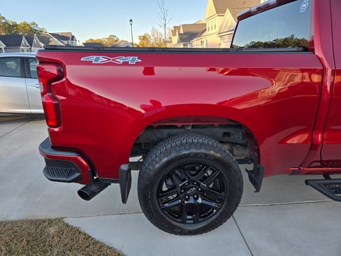 Used 2022 Chevrolet Silverado 1500 Custom w/ LPO, Dark Essentials Package image 5