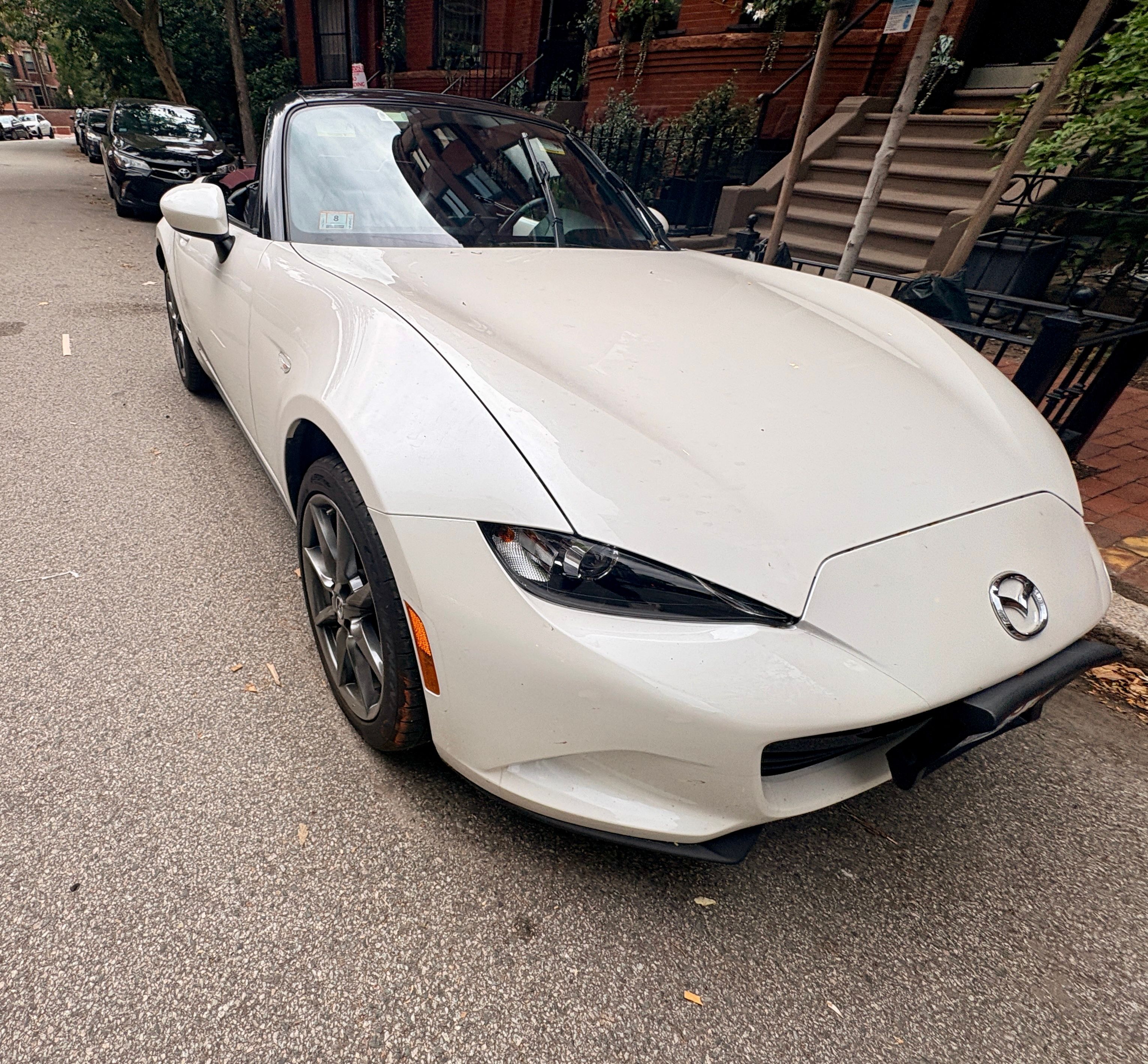 Used 2018 MAZDA MX-5 Miata Grand Touring RWD image 6