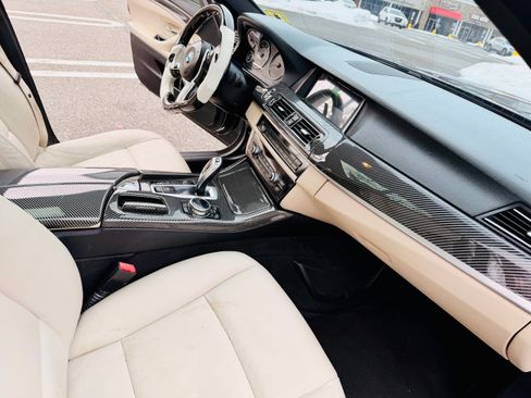 Used 2014 BMW 528i xDrive Sedan image 16