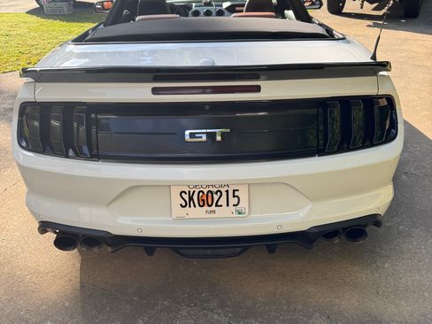 Used 2018 Ford Mustang GT Premium RWD image 5