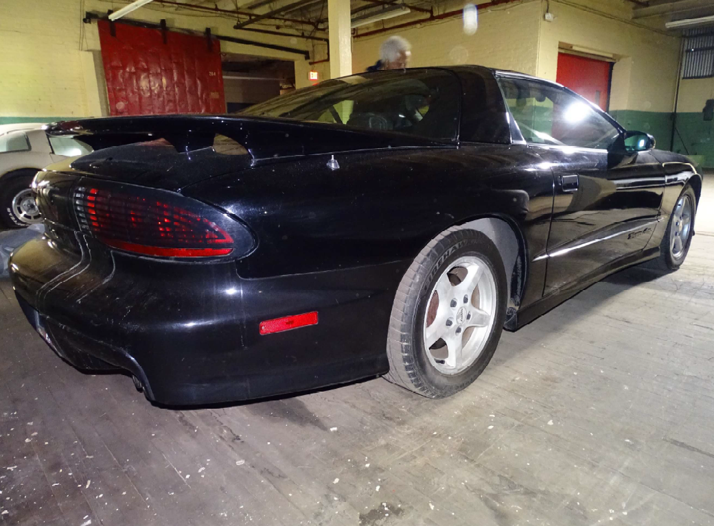Used 1997 Pontiac Firebird Trans Am RWD image 4