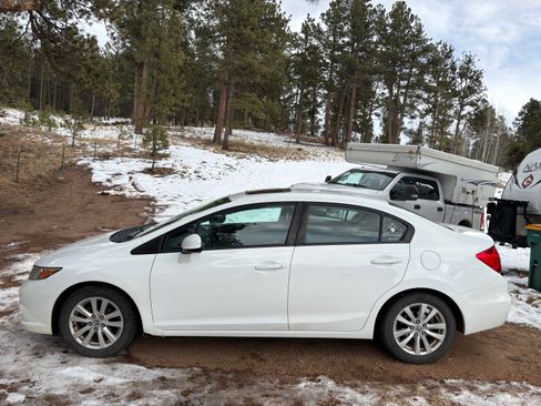 Used 2012 Honda Civic EX-L image 4