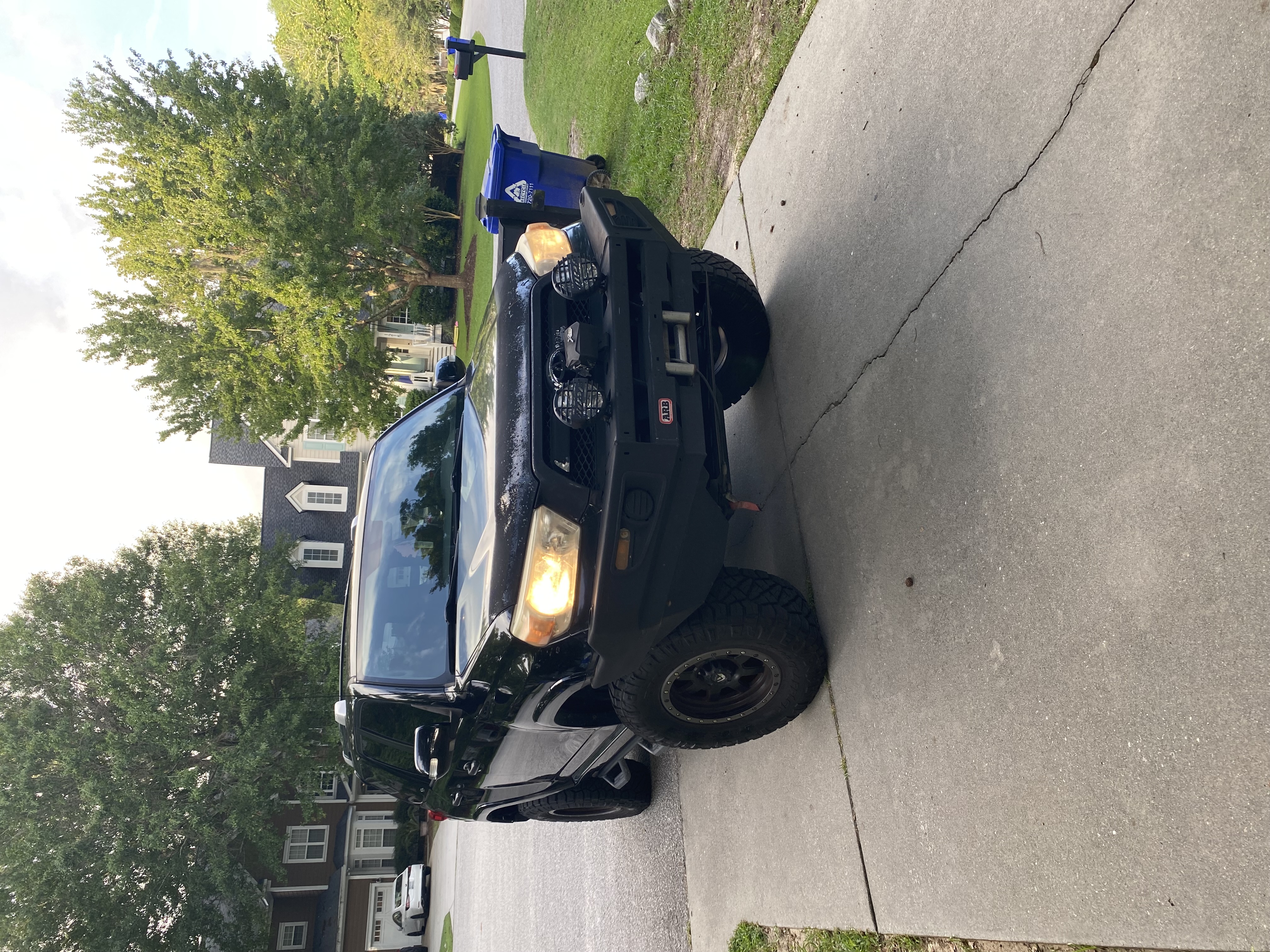 Used 2010 Toyota 4Runner SR5 AWD/4WD image 1