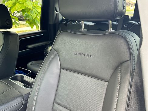 Used 2024 GMC Sierra 2500 Denali w/ Denali Reserve Package AWD/4WD image 14