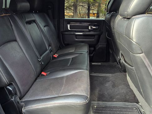 Used 2018 RAM 3500 Laramie Longhorn image 14