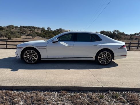 Used 2026 Genesis G90 3.5T image 8