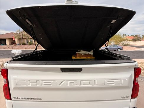 Used 2019 Chevrolet Silverado 1500 LTZ w/ LTZ Plus Package image 8