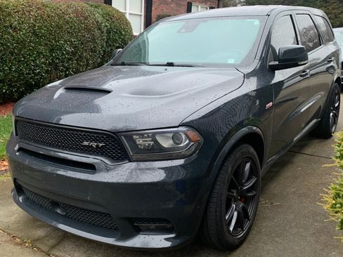 Used 2018 Dodge Durango SRT w/ Technology Group image 2