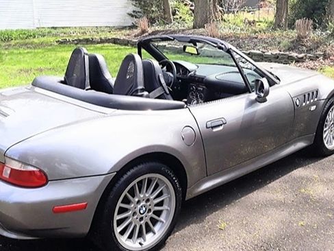 Used 2002 BMW Z3 3.0i RWD image 1