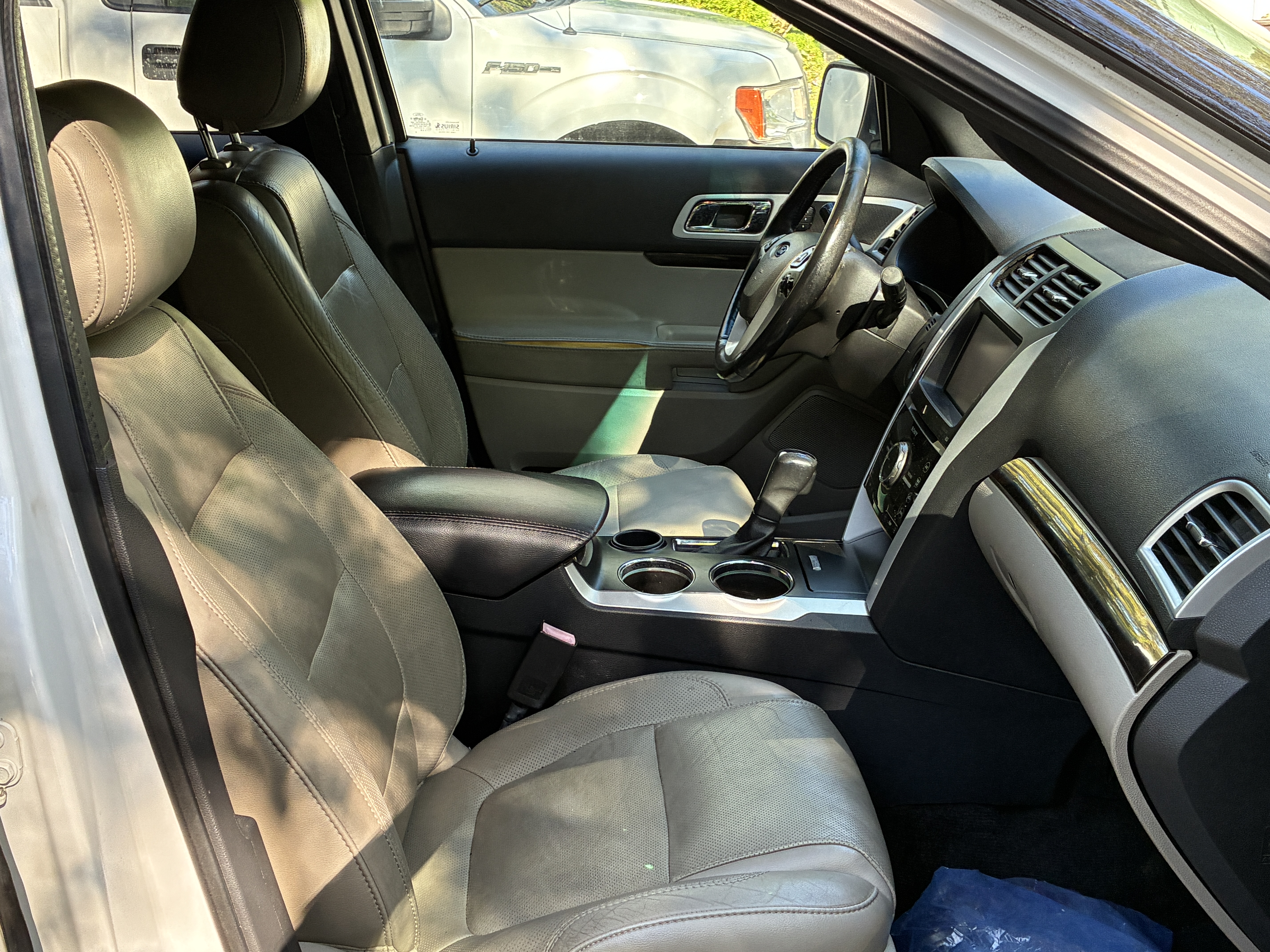 Used 2013 Ford Explorer Limited FWD image 9