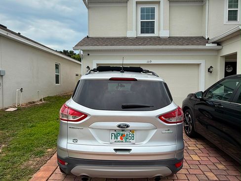 Used 2016 Ford Escape SE FWD image 8