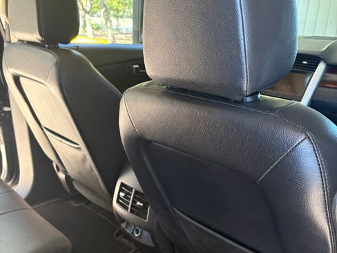 Used 2013 Ford Edge Limited image 17