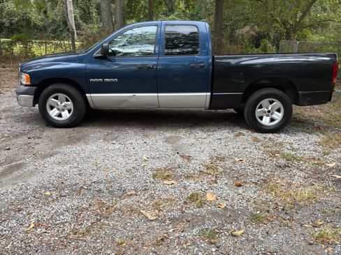 Used 2002 Dodge Ram 1500 Truck 2WD Quad Cab image 1