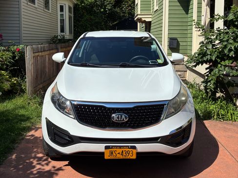 Used 2015 Kia Sportage LX AWD/4WD image 6