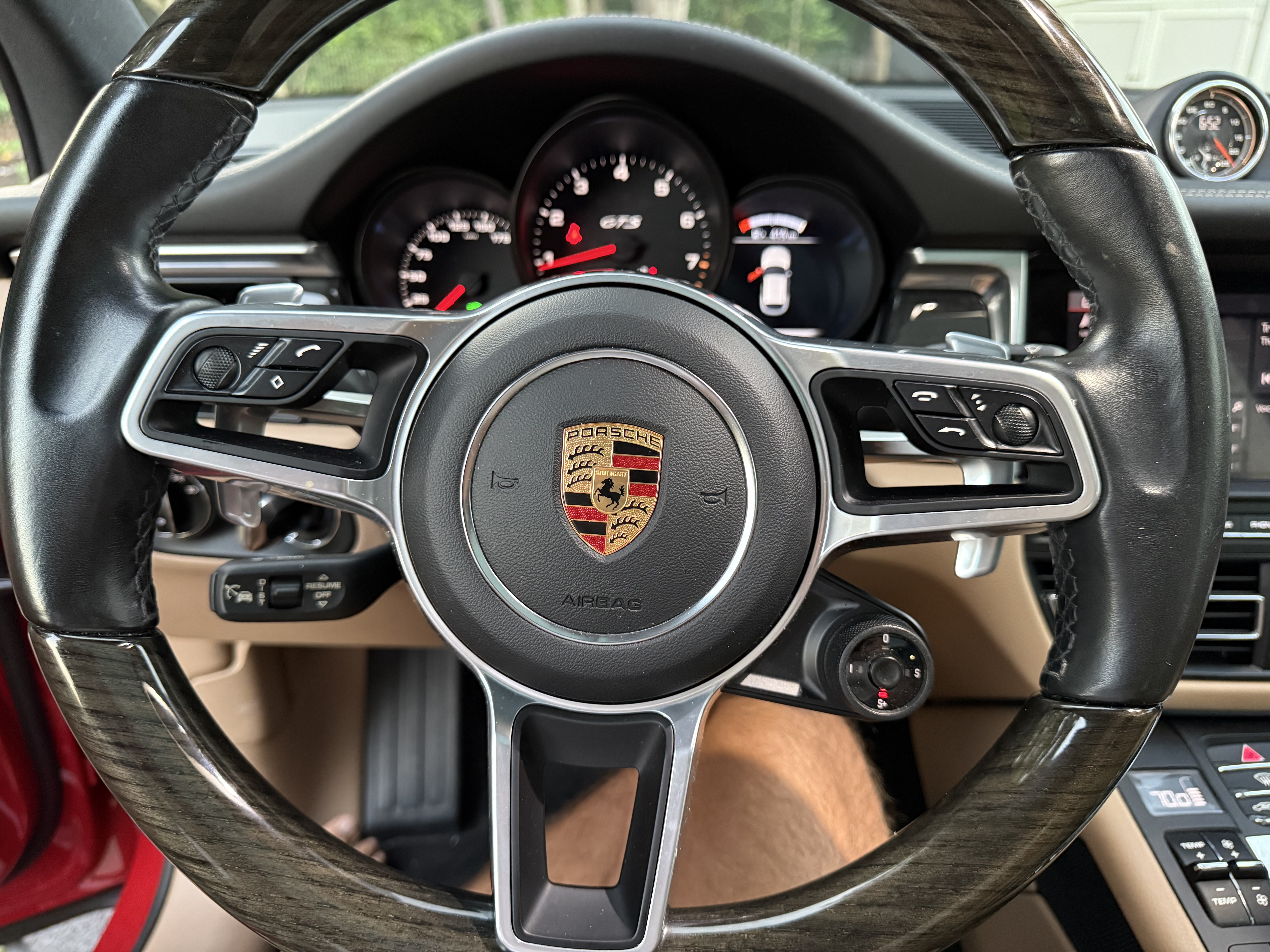 Used 2020 Porsche Macan GTS w/ Premium Package Plus (PF4) AWD/4WD image 17
