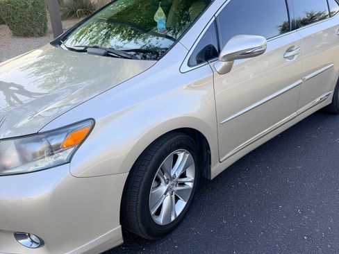 Used 2011 Lexus HS 250h FWD image 1