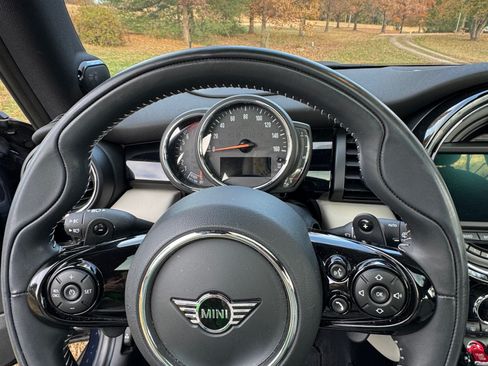 Used 2020 MINI Cooper S image 13