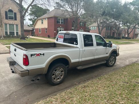 Used 2011 Ford F250 King Ranch w/ FX4 Off Road Pkg image 15