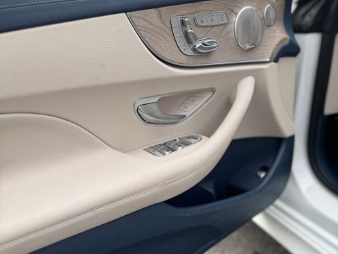 Used 2021 Mercedes-Benz E 450 4MATIC Cabriolet image 9