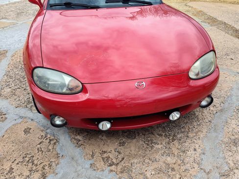 Used 1999 MAZDA MX-5 Miata image 12