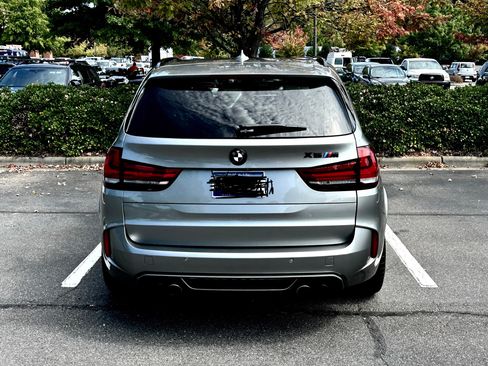 Used 2016 BMW X5 M image 8