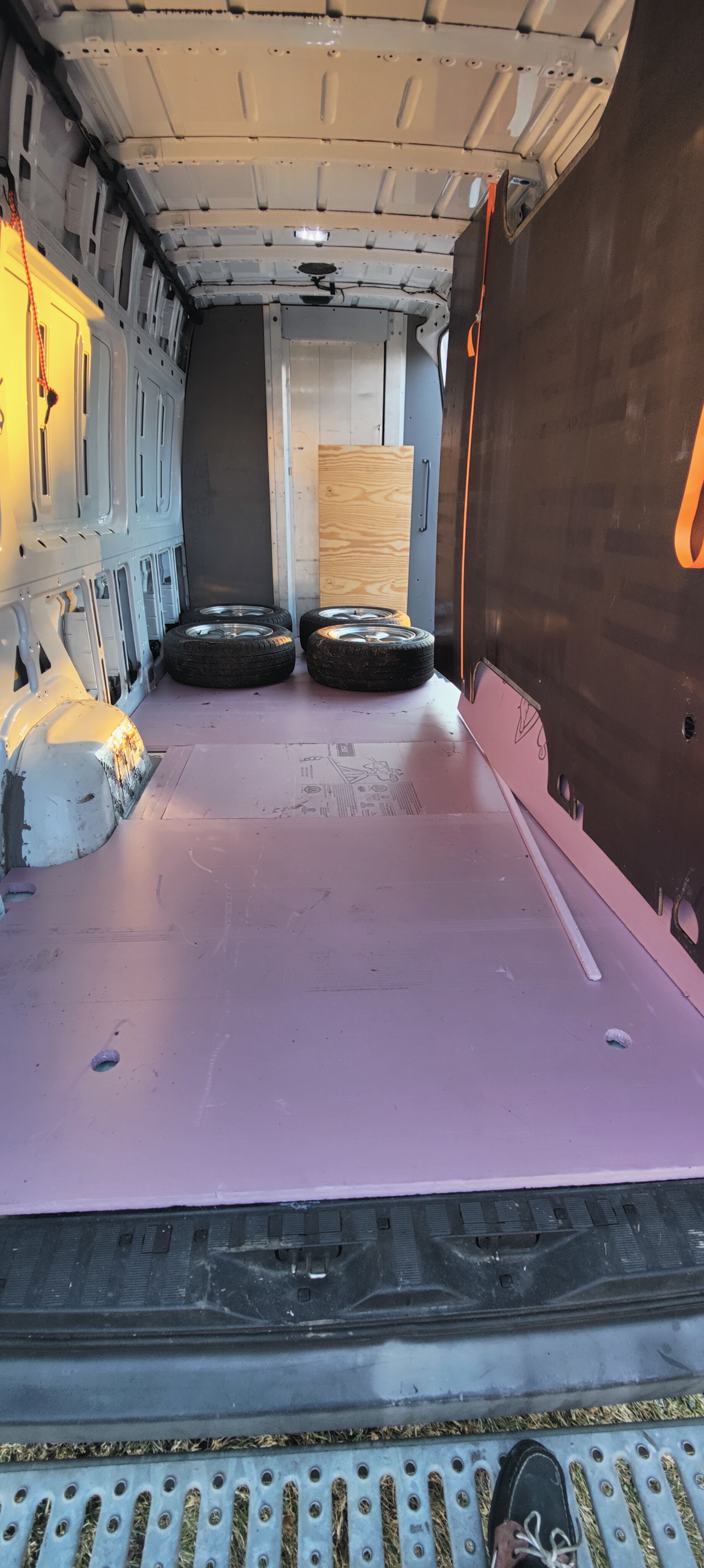 Used 2011 Mercedes-Benz Sprinter 2500 image 23